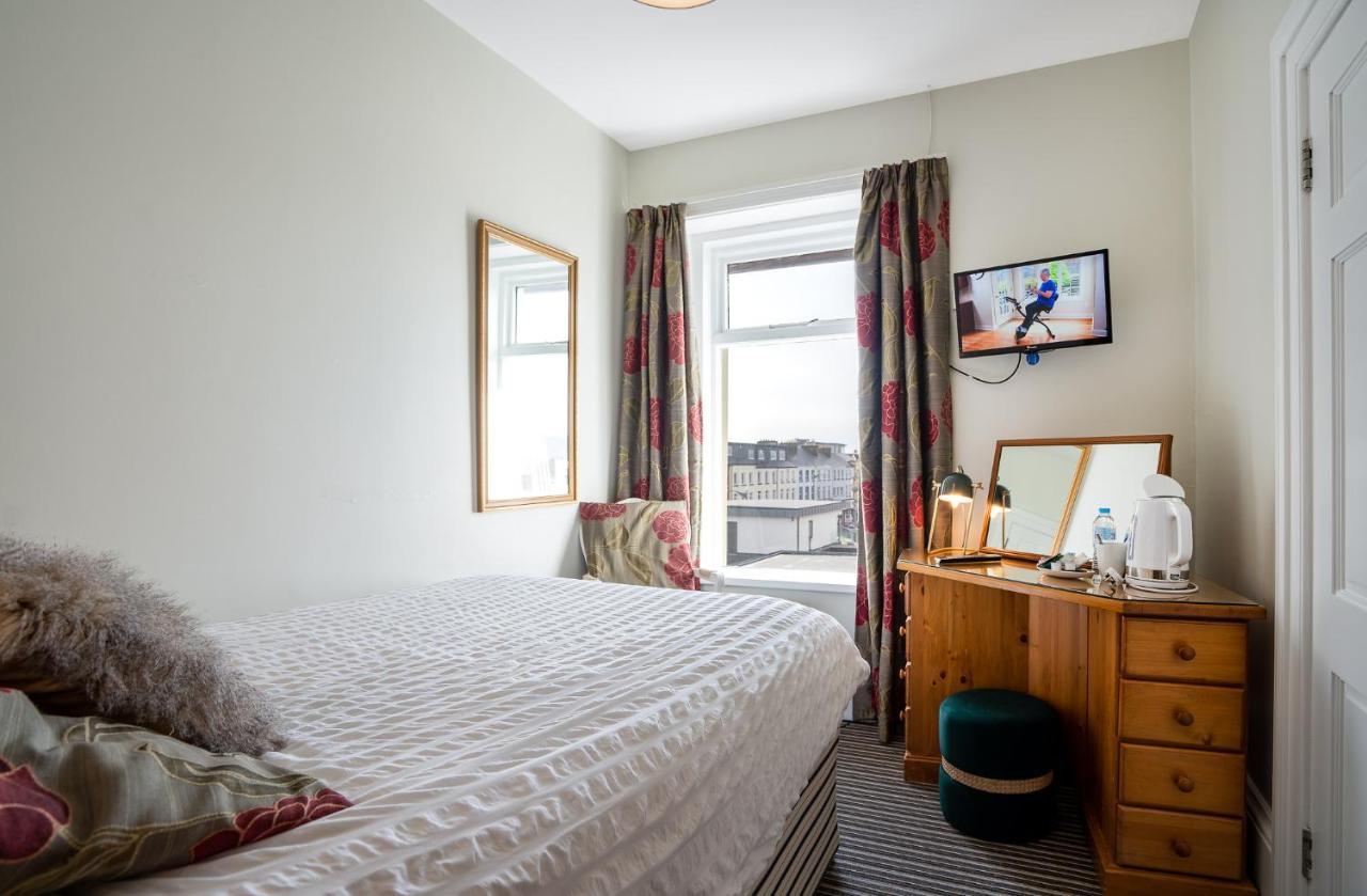 Antrim House Guest Rooms & Suites (Adults Only) Portrush Eksteriør bilde
